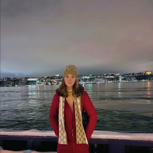 Meet your Posher, Lila - Picture 1 of 1